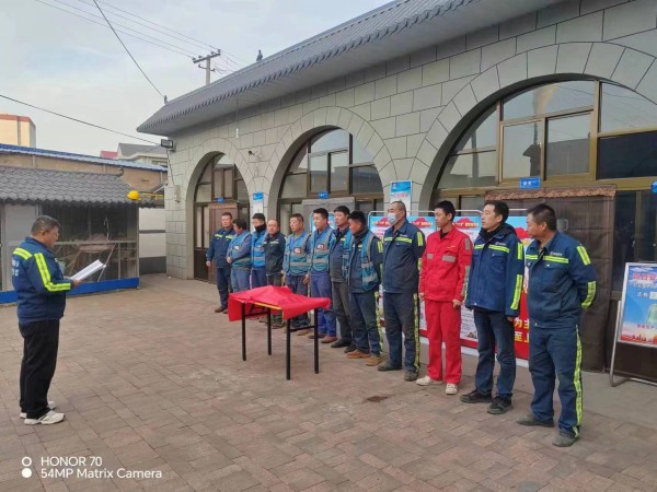 陜煤建設(shè)機(jī)電安裝公司涼水井項(xiàng)目部：消防演練，拉起心中的防火線！
