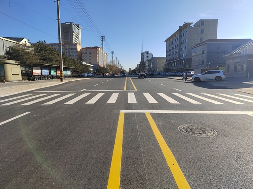 陜煤建設(shè)承建的上郡北路順利通車！