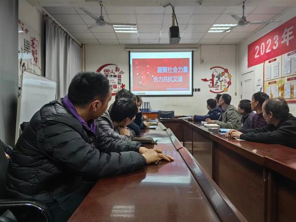 陜煤建設(shè)洗選煤運(yùn)營公司檸條塔運(yùn)營項(xiàng)目部開展“凝聚社會力量 合力共抗艾滋”主題宣傳活動(dòng)