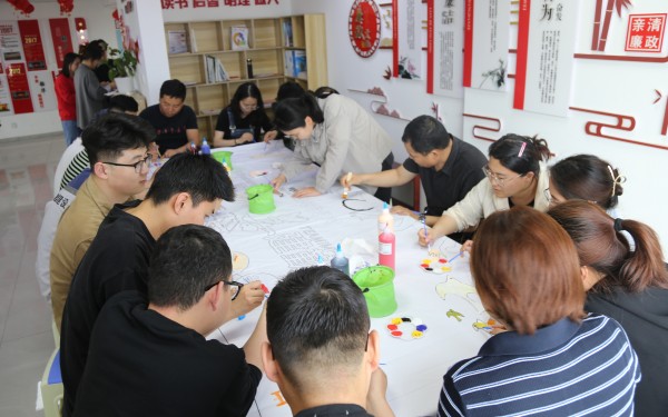 陜煤建設(shè)咸陽(yáng)分公司開(kāi)展“凝心聚力，多彩五一”趣味游戲活動(dòng)