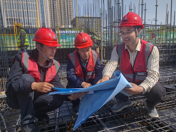 陜煤建設(shè)榆林公司榆溪圣境項目部：堅守現(xiàn)場，做質(zhì)量的捍衛(wèi)者