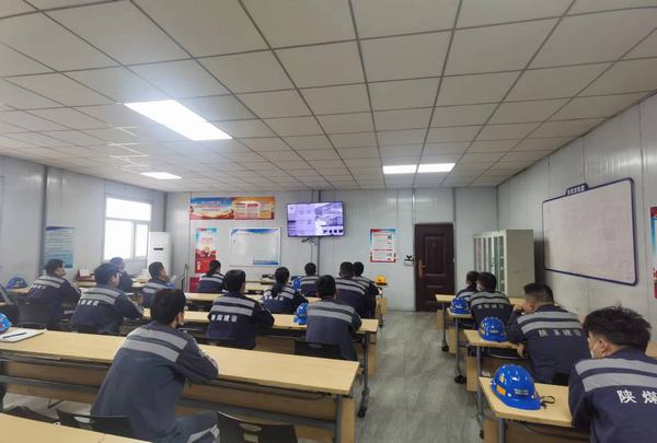 陜煤建設(shè)洗選煤運(yùn)營公司紅柳林洗煤廠項目部：助力“防災(zāi)減災(zāi)”宣傳 為安全加防提能