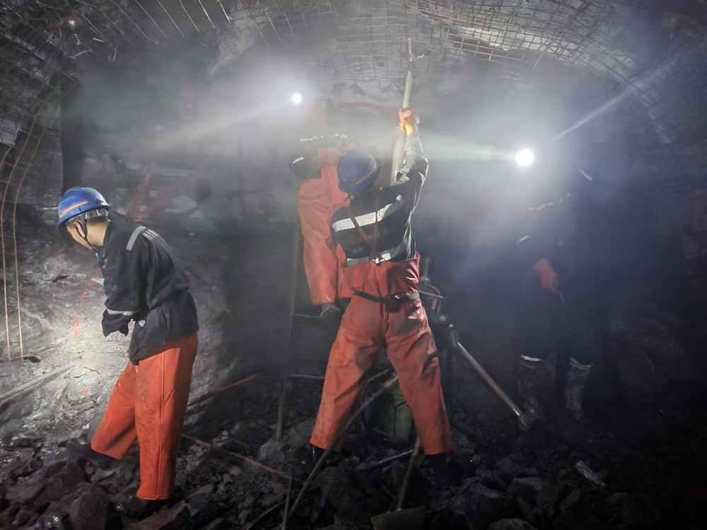 陜煤建設礦建三公司董東項目部多措并舉強化技術(shù)保障提升項目施工質(zhì)量