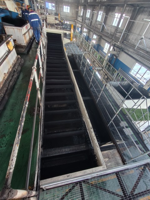 陜煤建設(shè)洗選煤運(yùn)營(yíng)公司第二項(xiàng)目部：檸條塔礦主洗車間重介淺槽分選機(jī)更換圓滿完工