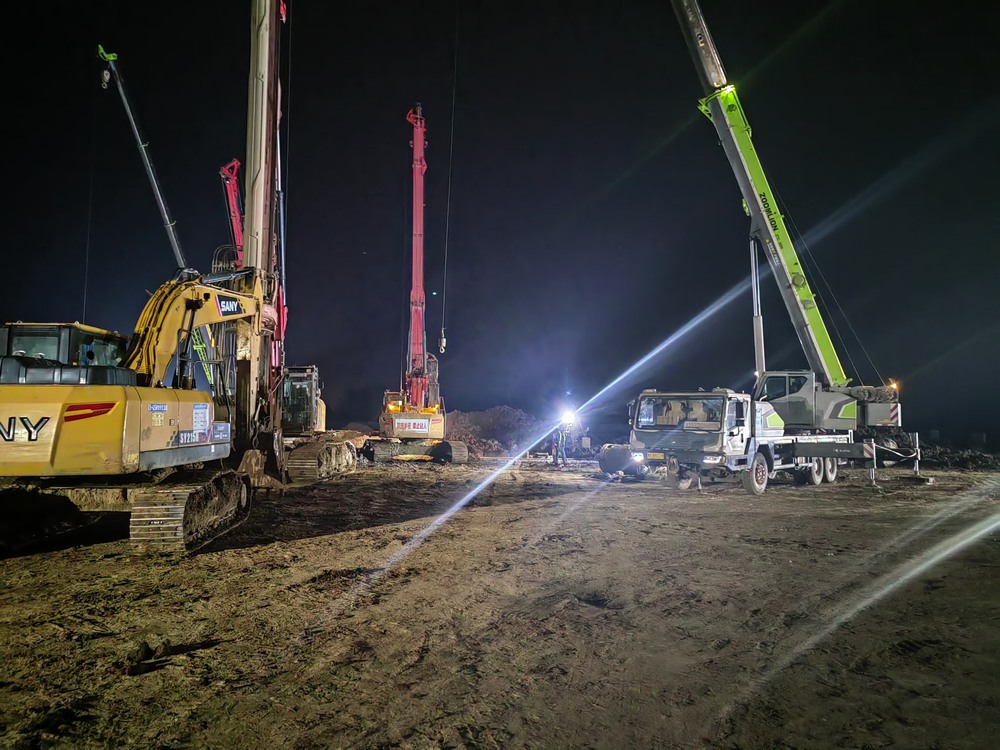 陜煤建設(shè)韓城分公司土建四項目部：夜幕下的奮斗，鑄就精品工程輝煌篇章