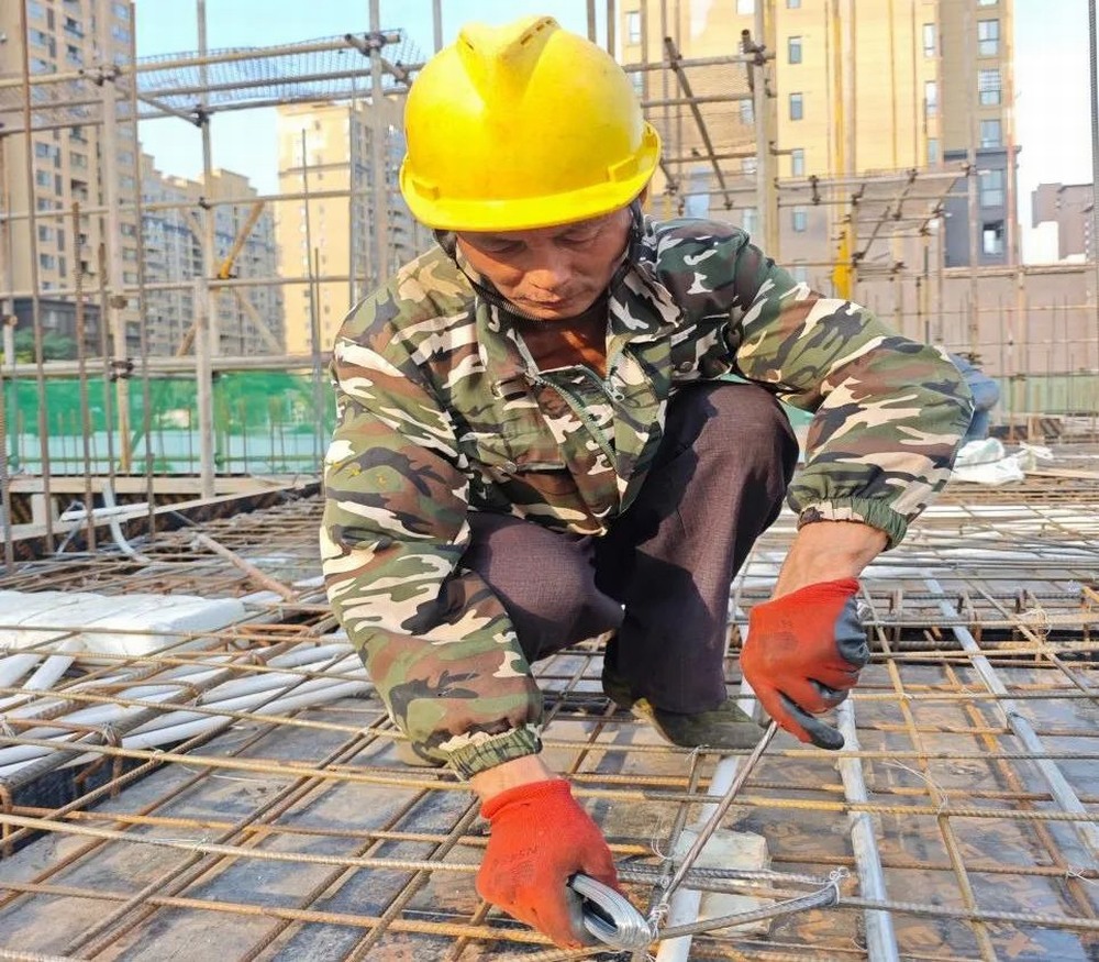 立冬，建筑工人的堅(jiān)守