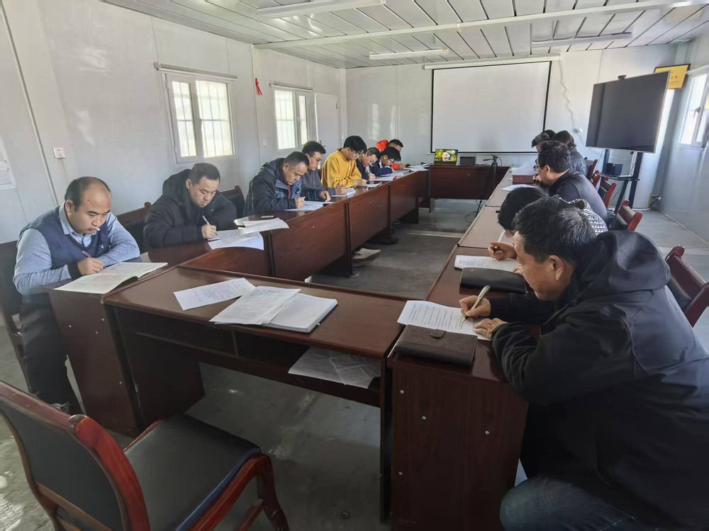 陜煤建設(shè)天工公司新疆第一項(xiàng)目部：“課”不容緩，筑牢復(fù)工安全防線