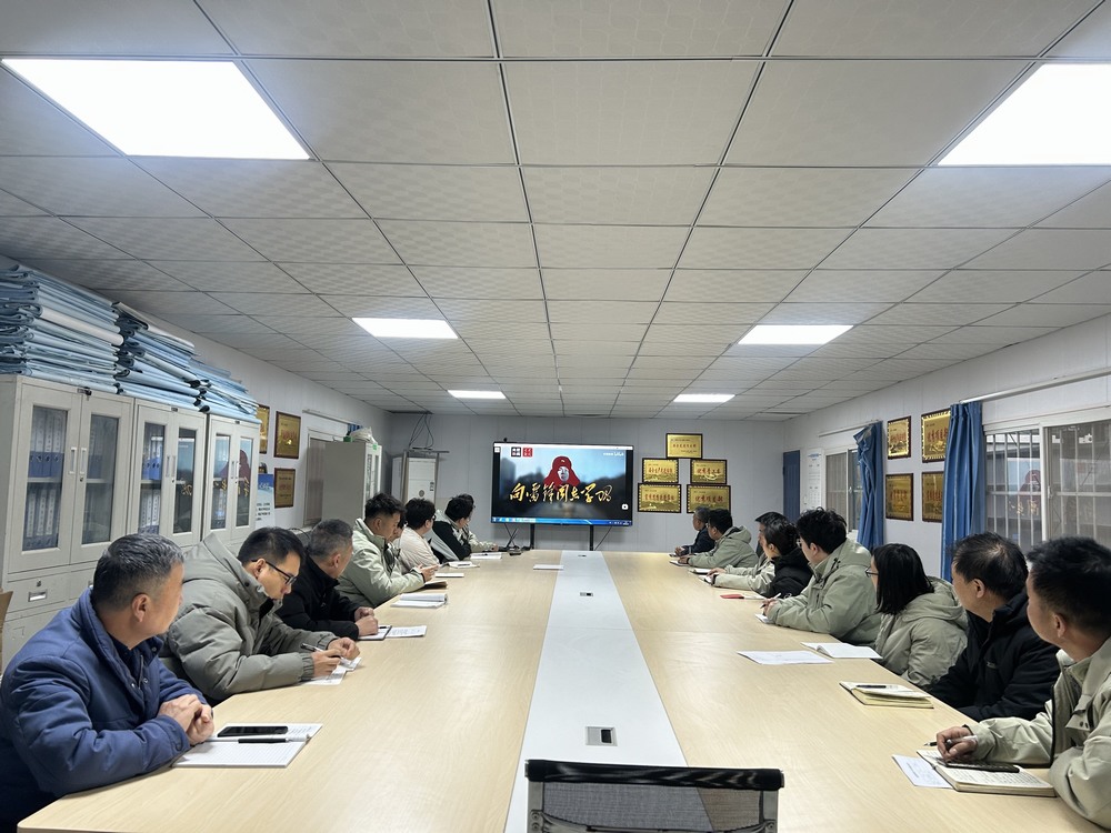 陜煤建設(shè)韓城分公司土建二項(xiàng)目部：傳承雷鋒精神，踐行時(shí)代擔(dān)當(dāng)