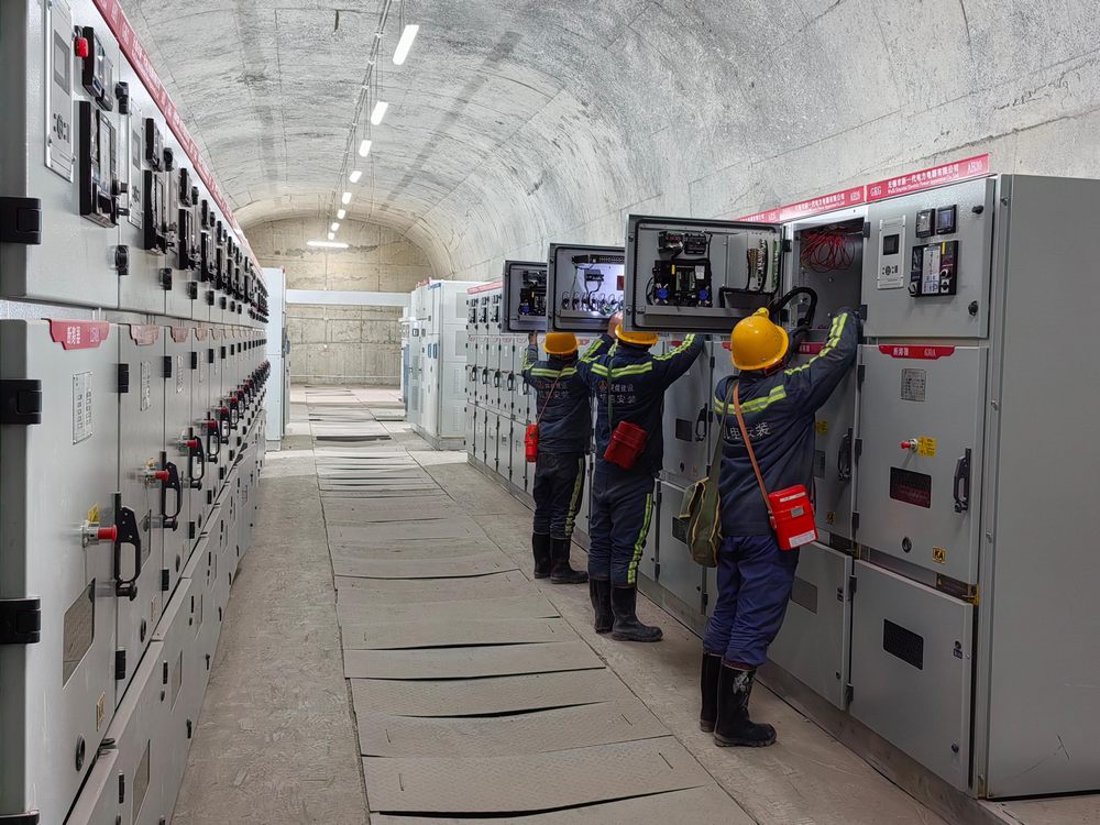 陜煤建設(shè)機(jī)電安裝公司酒鋼項(xiàng)目部：電氣安裝圓滿(mǎn)收官，安全質(zhì)量鑄就口碑