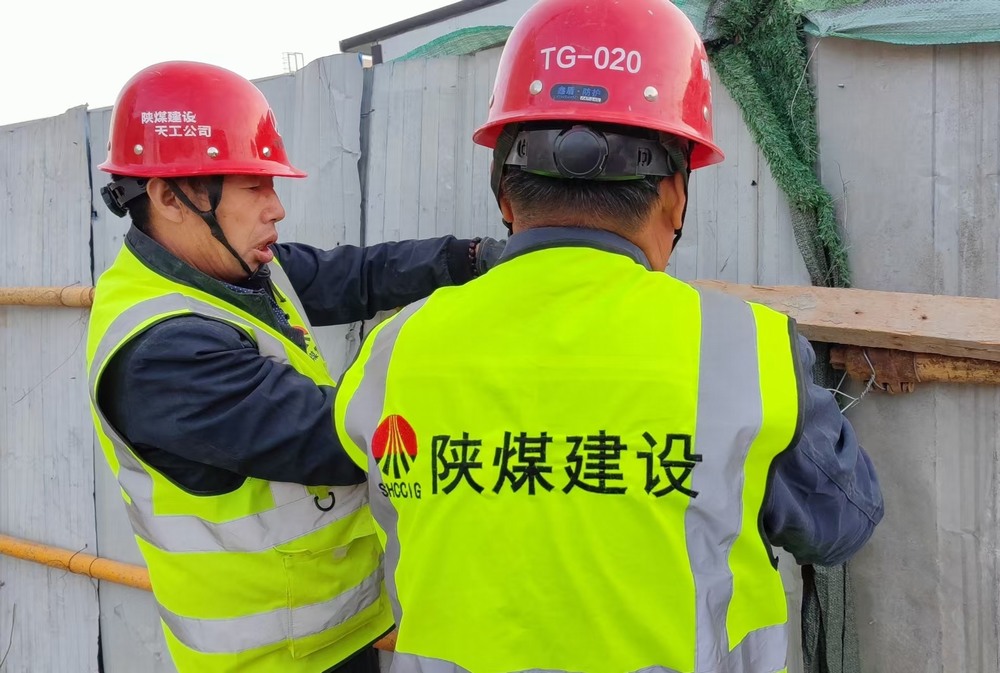 北極塬上筑堡壘，抗風(fēng)護安顯擔當