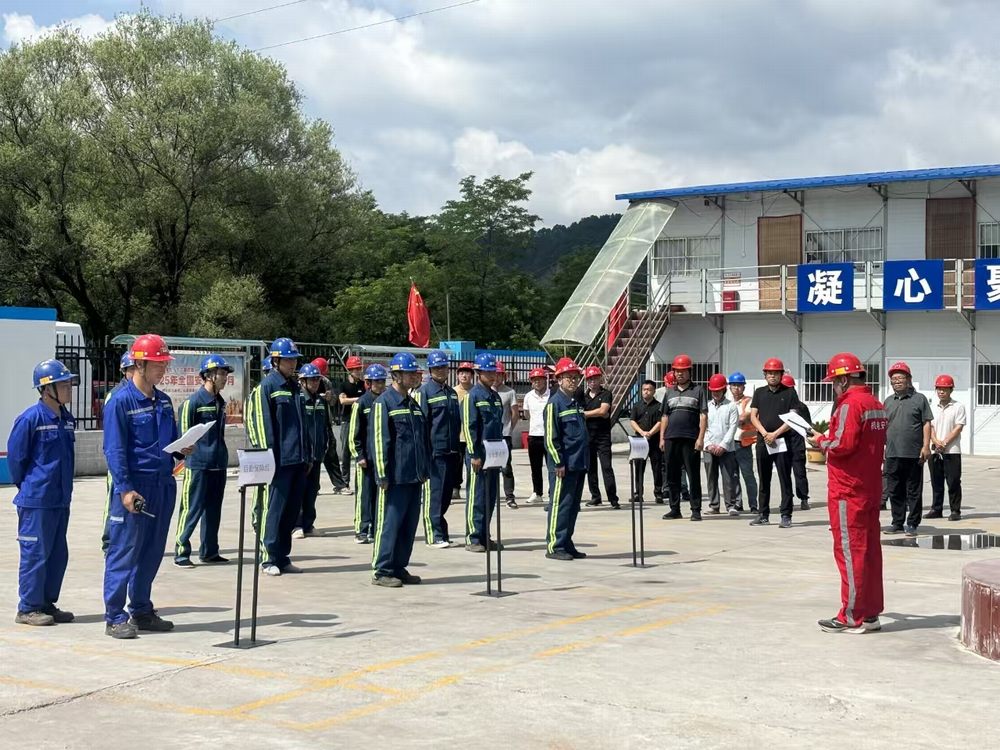 陜煤建設(shè)機(jī)電安裝公司：多項(xiàng)目部聯(lián)動(dòng)演練 筑牢安全生產(chǎn)“生命線(xiàn)”?