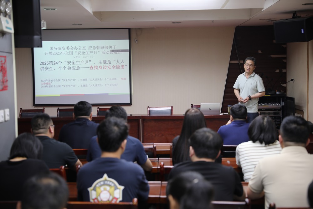 陜煤建設路橋分公司以宣傳為墨，繪就安全發(fā)展新圖景