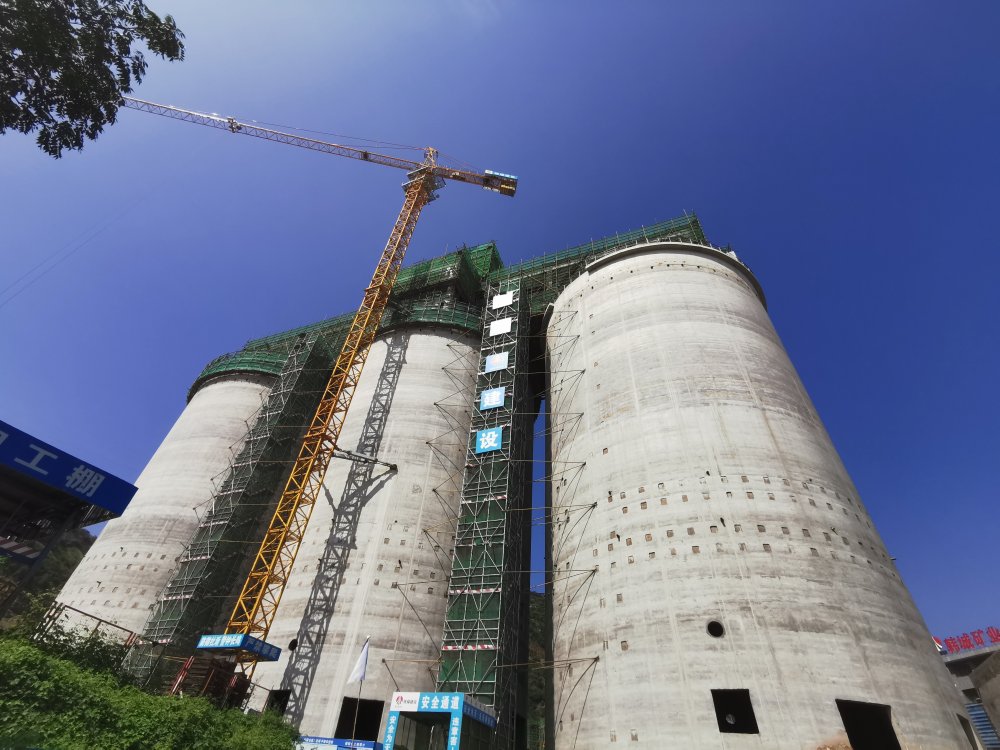 陜煤建設(shè)韓城分公司土建十一部：中秋月照施工路，國慶情燃建設(shè)魂