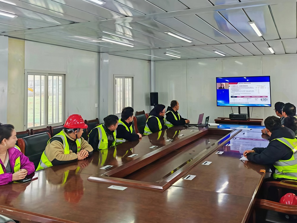 陜煤建設銅煤公司第十五項目部：多維發(fā)力筑牢“百日安全”生產(chǎn)防線