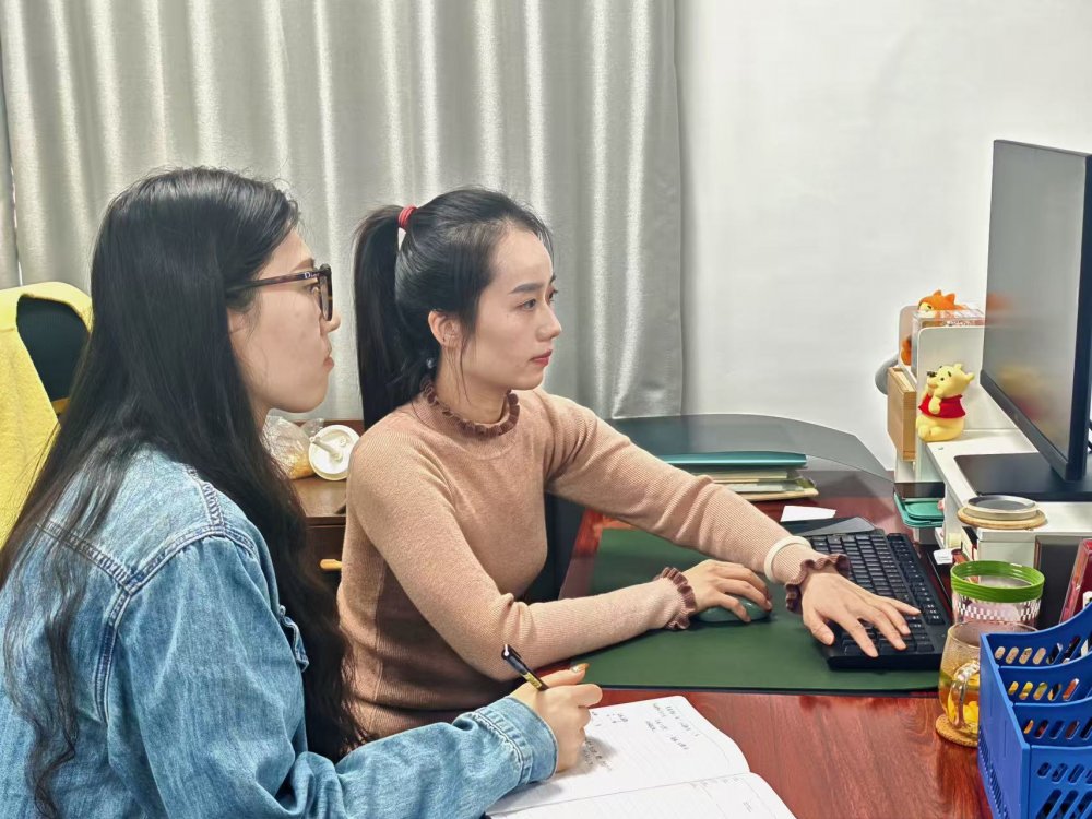 “賬”里春秋藏嚴(yán)謹(jǐn)，學(xué)中奮進(jìn)護(hù)發(fā)展