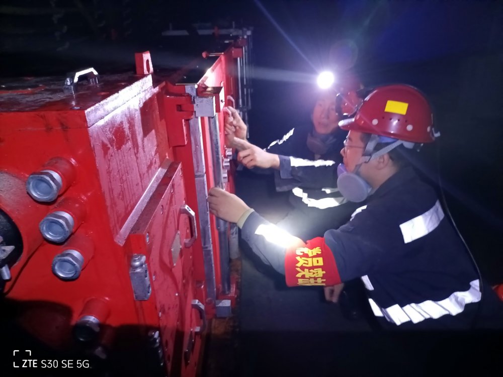陜煤建設(shè)韓城分公司張家峁項目部：夯責(zé)任 除隱患 防風(fēng)險 織密百日安全“防護網(wǎng)”