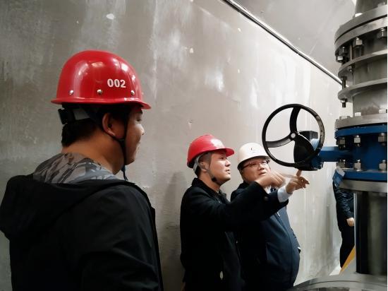 筑路架橋十余載，我們與改革共成長