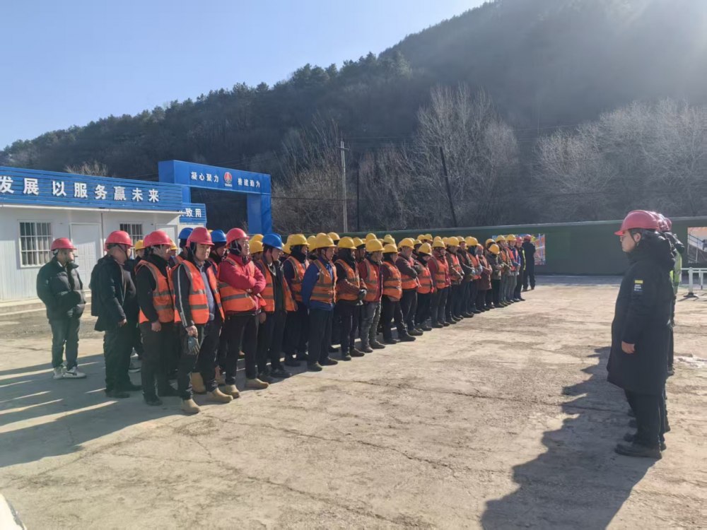 奮進(jìn)正當(dāng)時(shí)！陜煤建設(shè)銅煤公司全力沖刺首季“開(kāi)門(mén)紅”