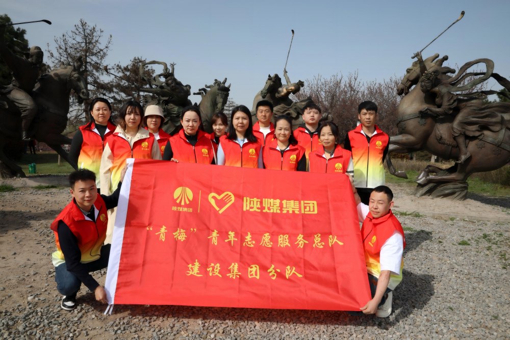 “鋒”華正茂，“路”遇美好