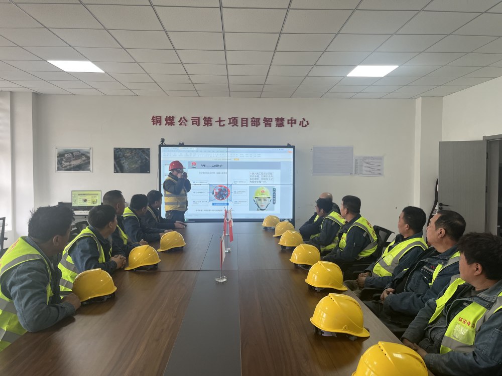 陜煤建設(shè)銅煤公司第七項(xiàng)目部：扎實(shí)開展勞務(wù)隊(duì)新入場人員“三步走”安全管理工作